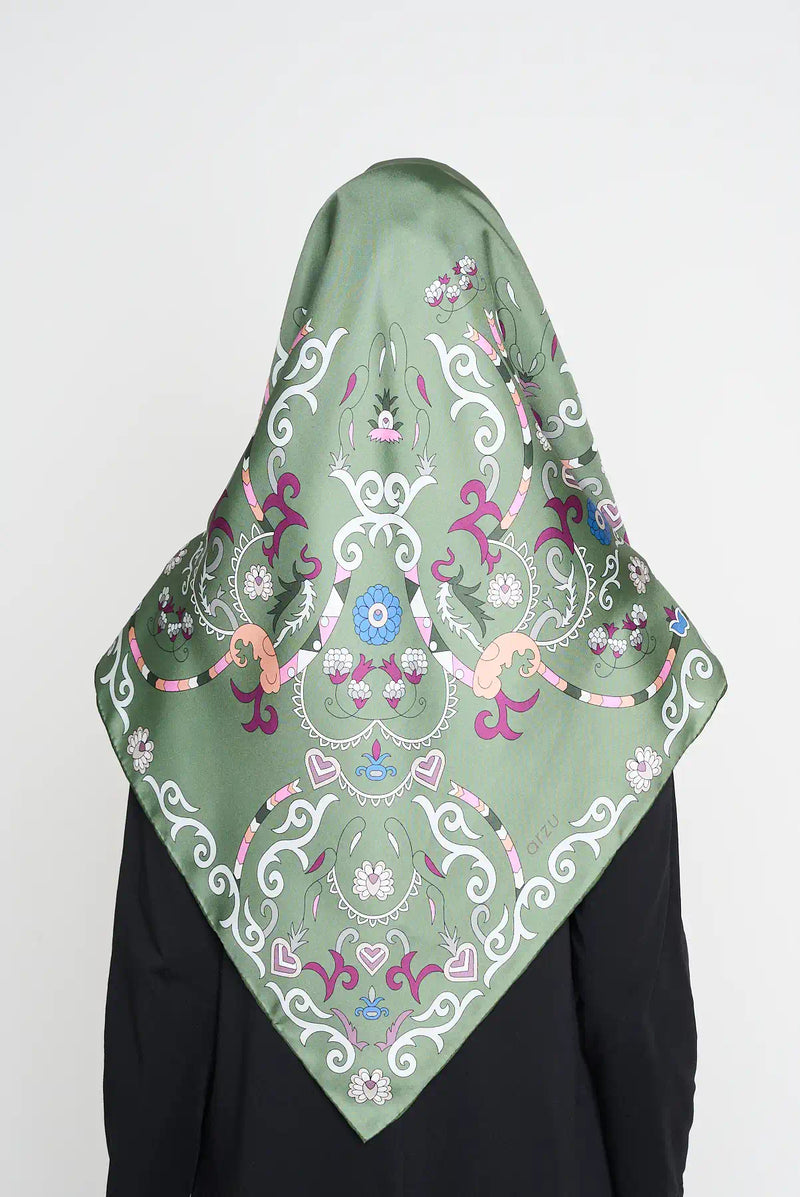 text -- paisley garden green