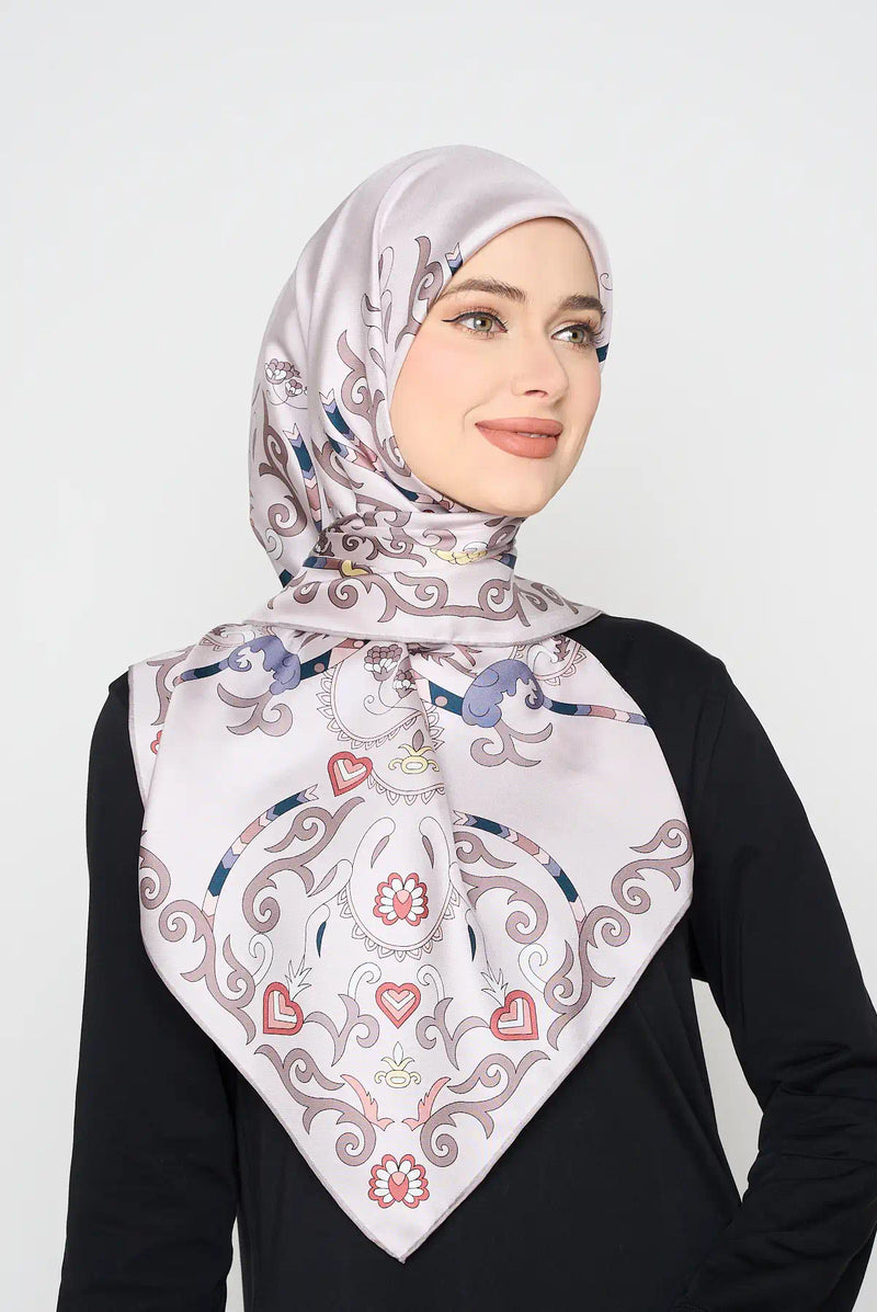 text -- paisley soft lilac