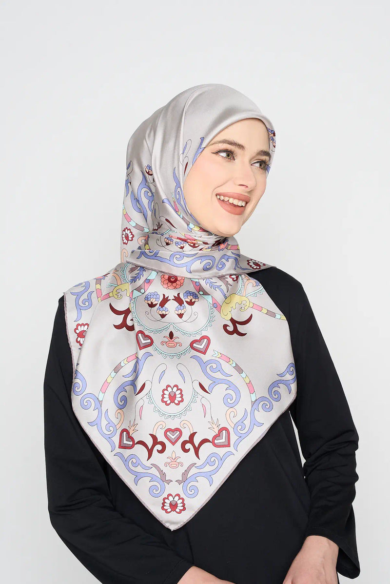 text -- paisley pearl grey