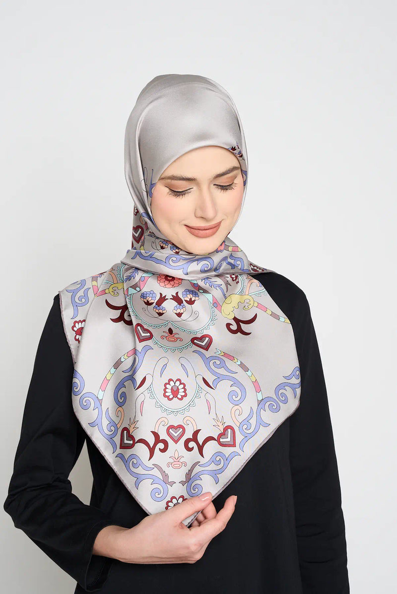 text -- paisley pearl grey