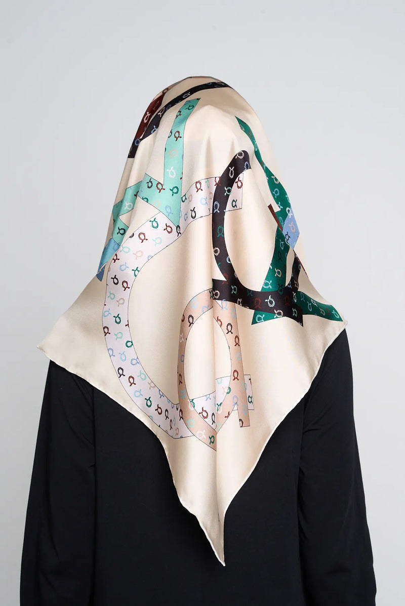 text -- signature sand