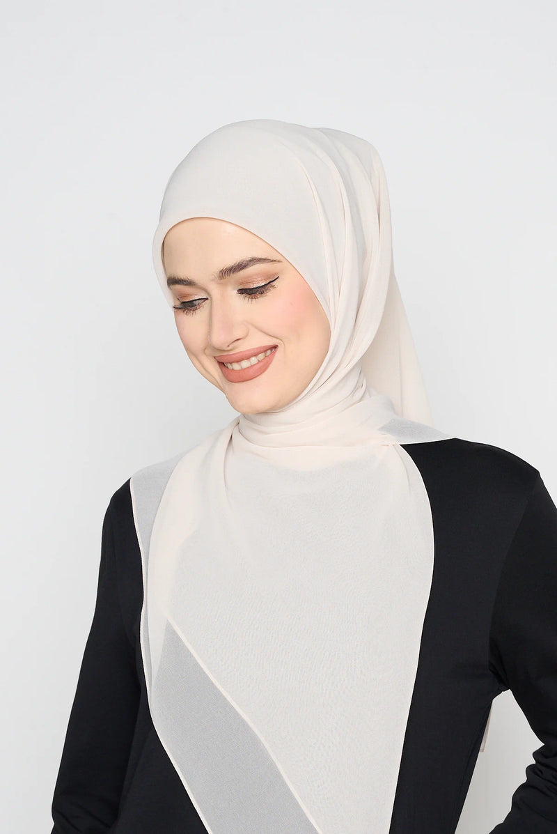 text -- georgette sandshell