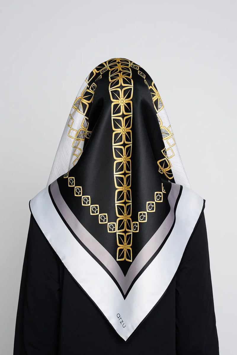 text -- star gold and bold