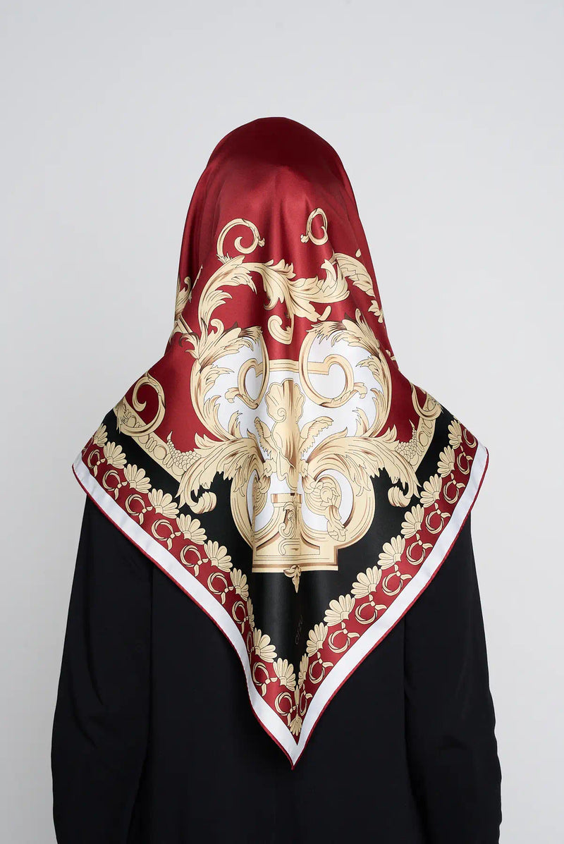 text -- twirly royal red