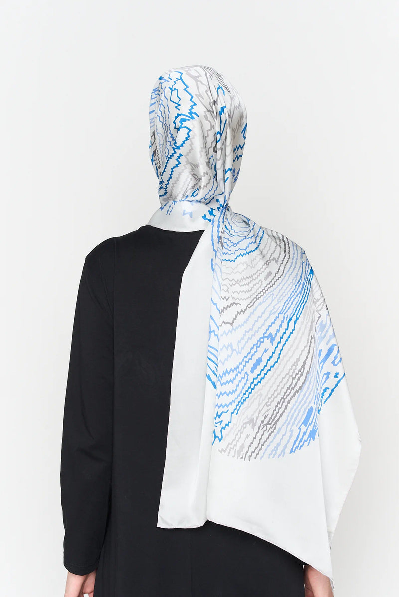 text -- thumbprint blue white