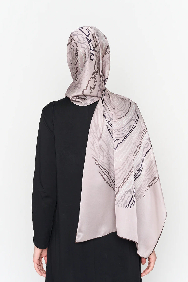 text -- thumbprint dusty taupe