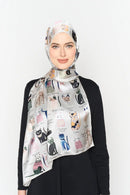 text -- cats green grey