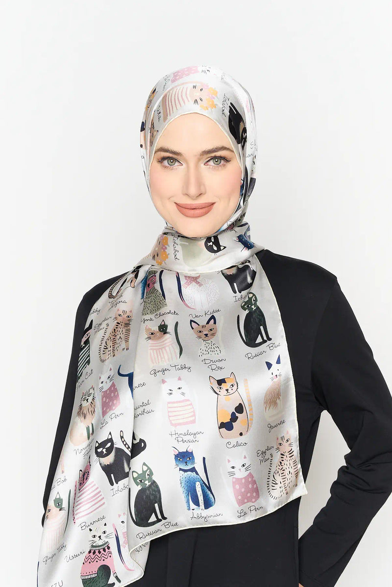 text -- cats green grey