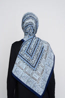 text -- dreamy noir blue