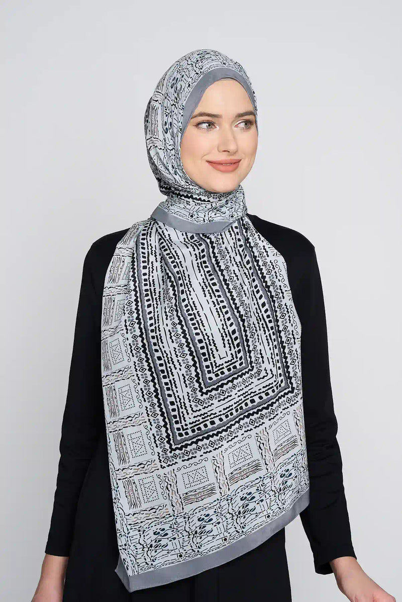 text -- dreamy polished grey