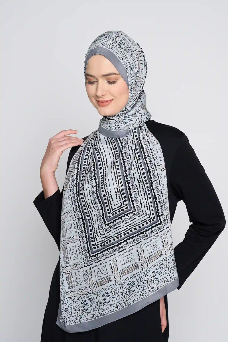 text -- dreamy polished grey