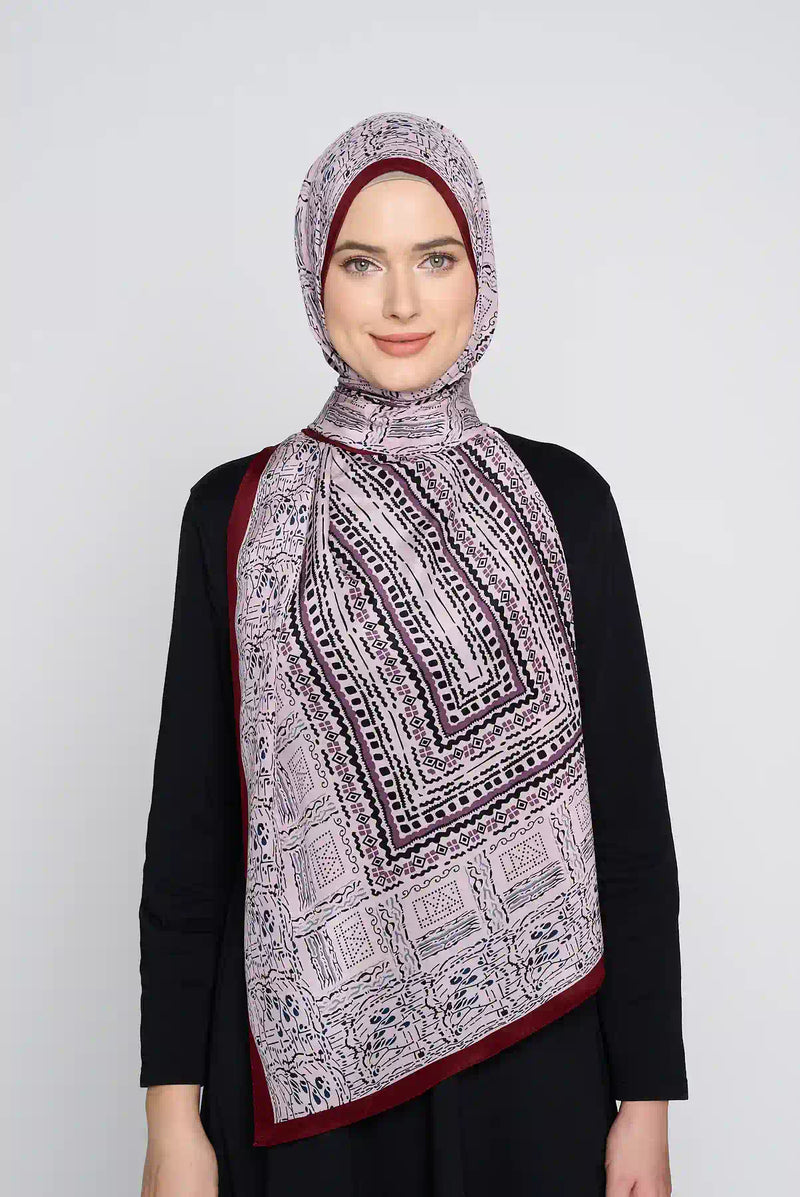 text -- dreamy luxe maroon