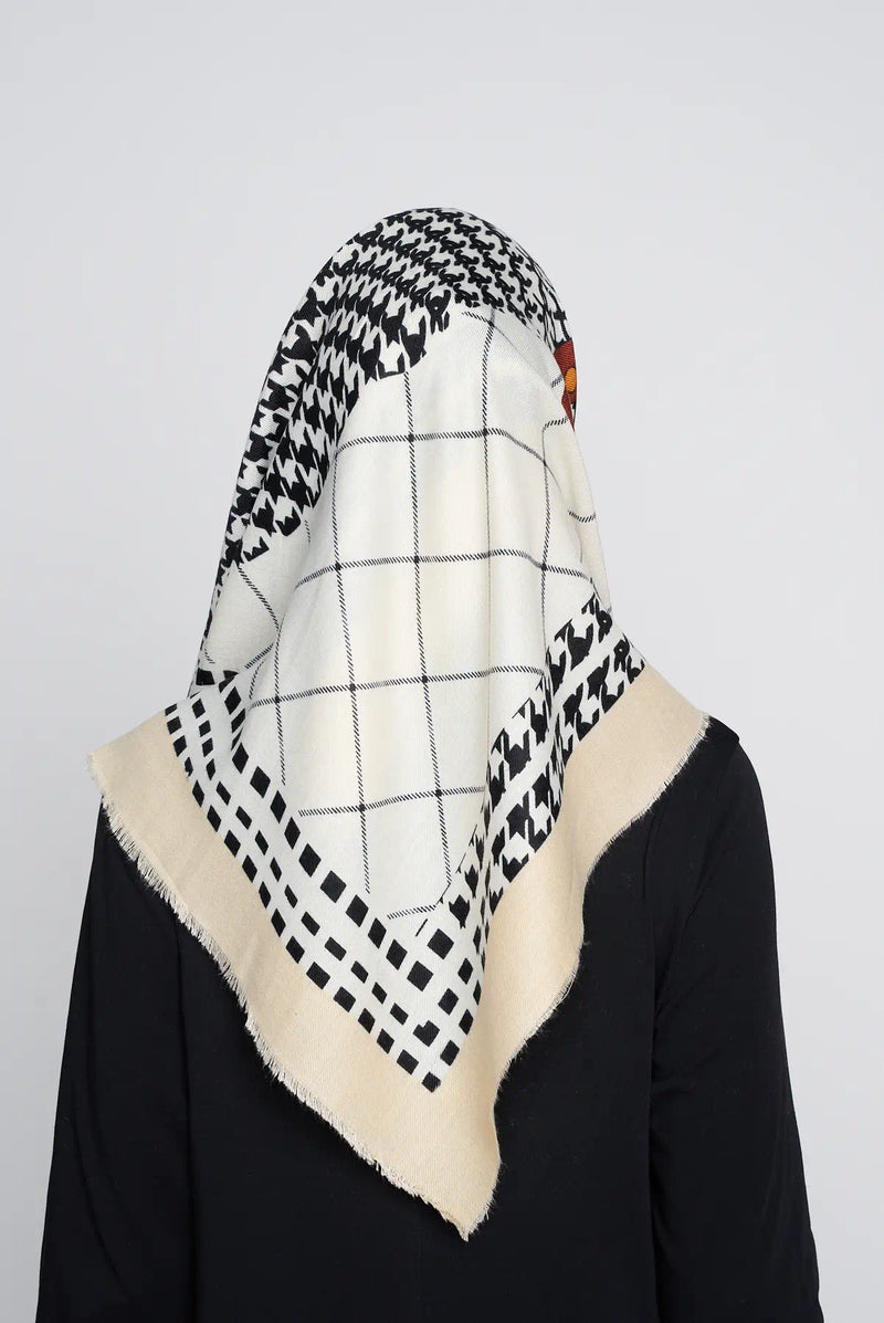 text -- modern reins