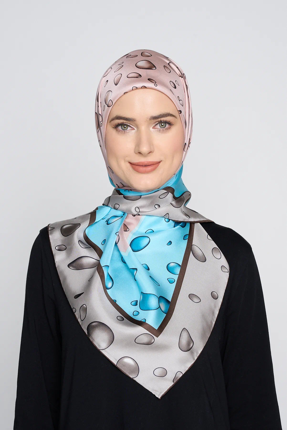 text -- shimmering bubbles nude