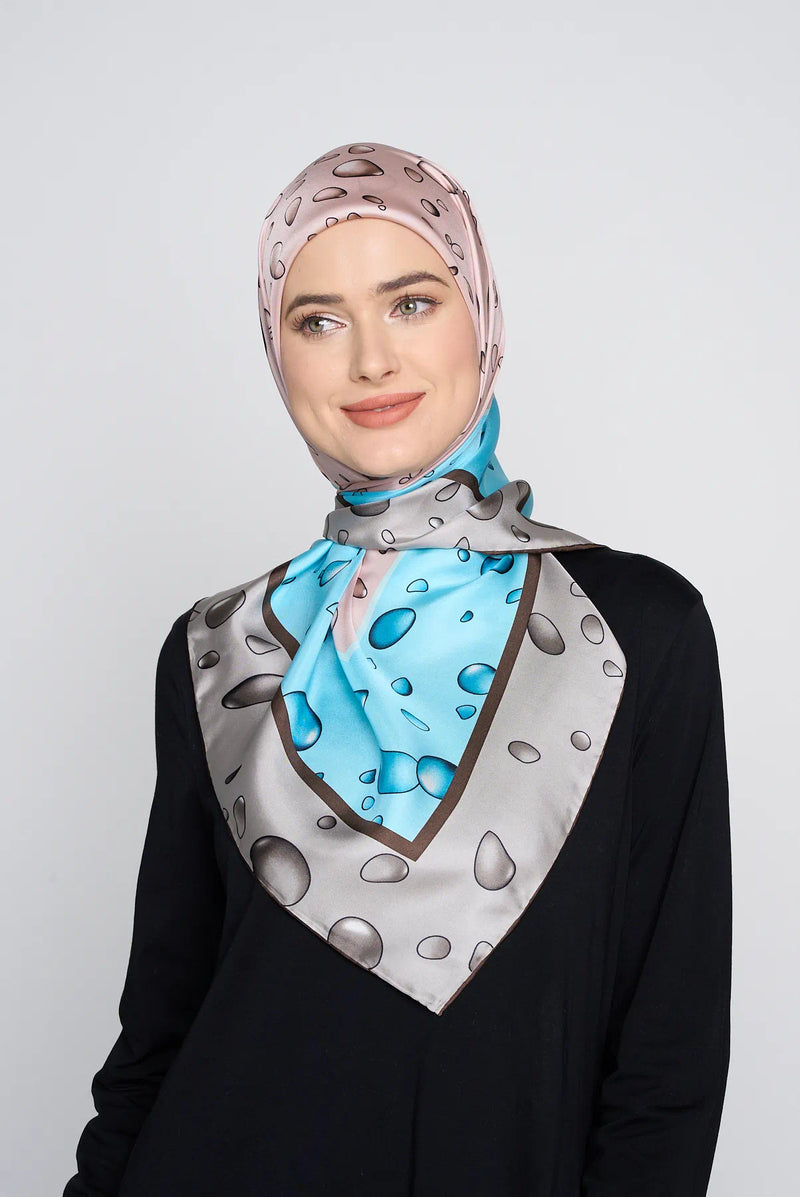 text -- shimmering bubbles nude