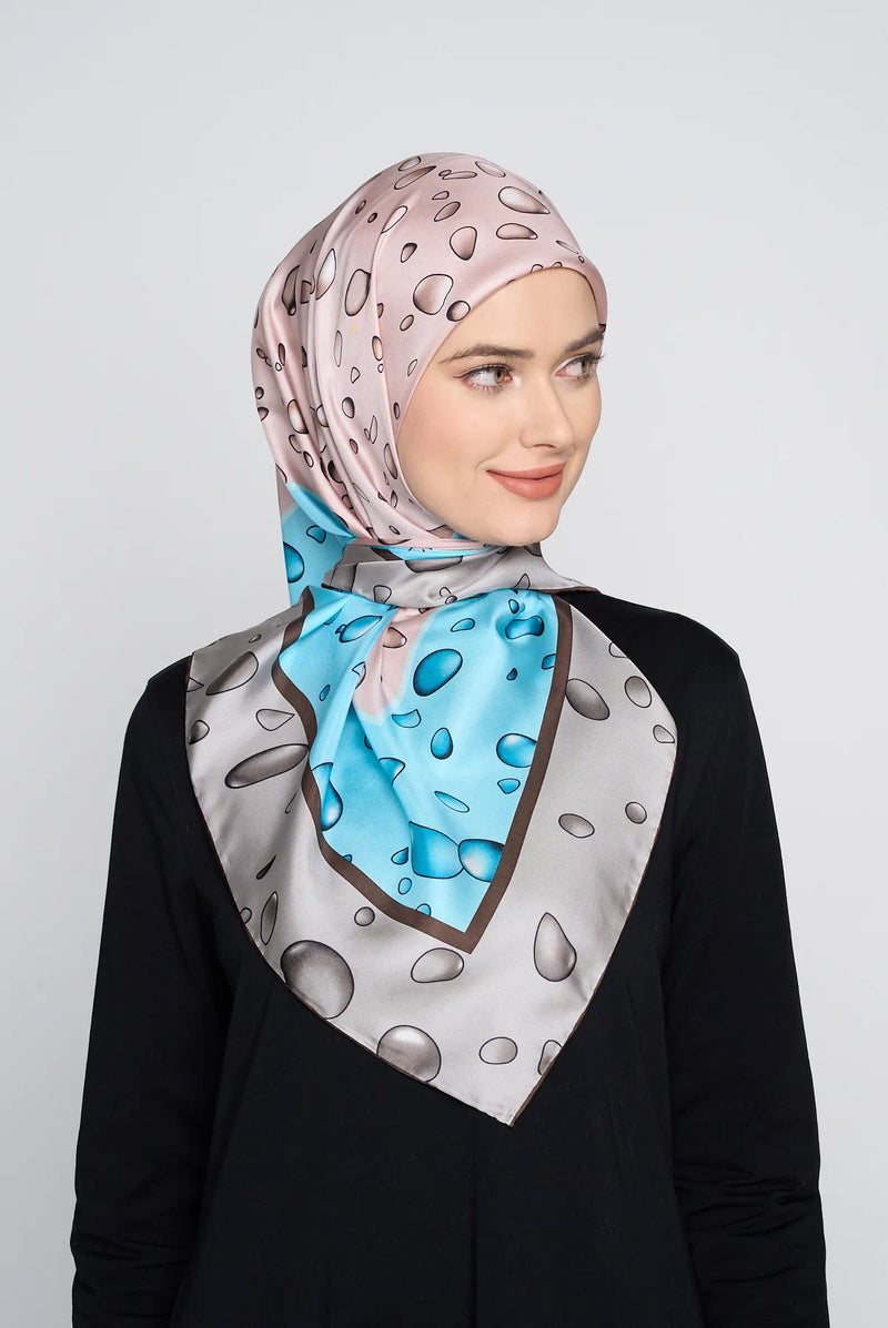 text -- shimmering bubbles nude