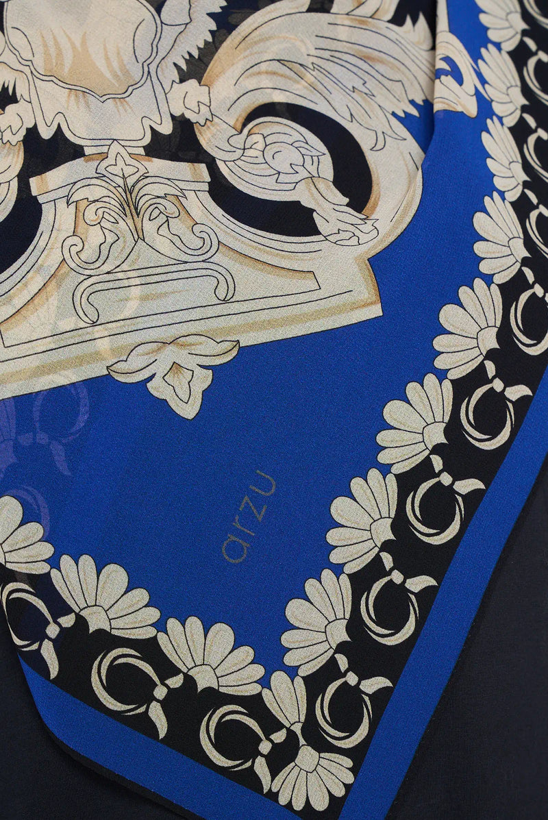 text -- twirl royal blue black