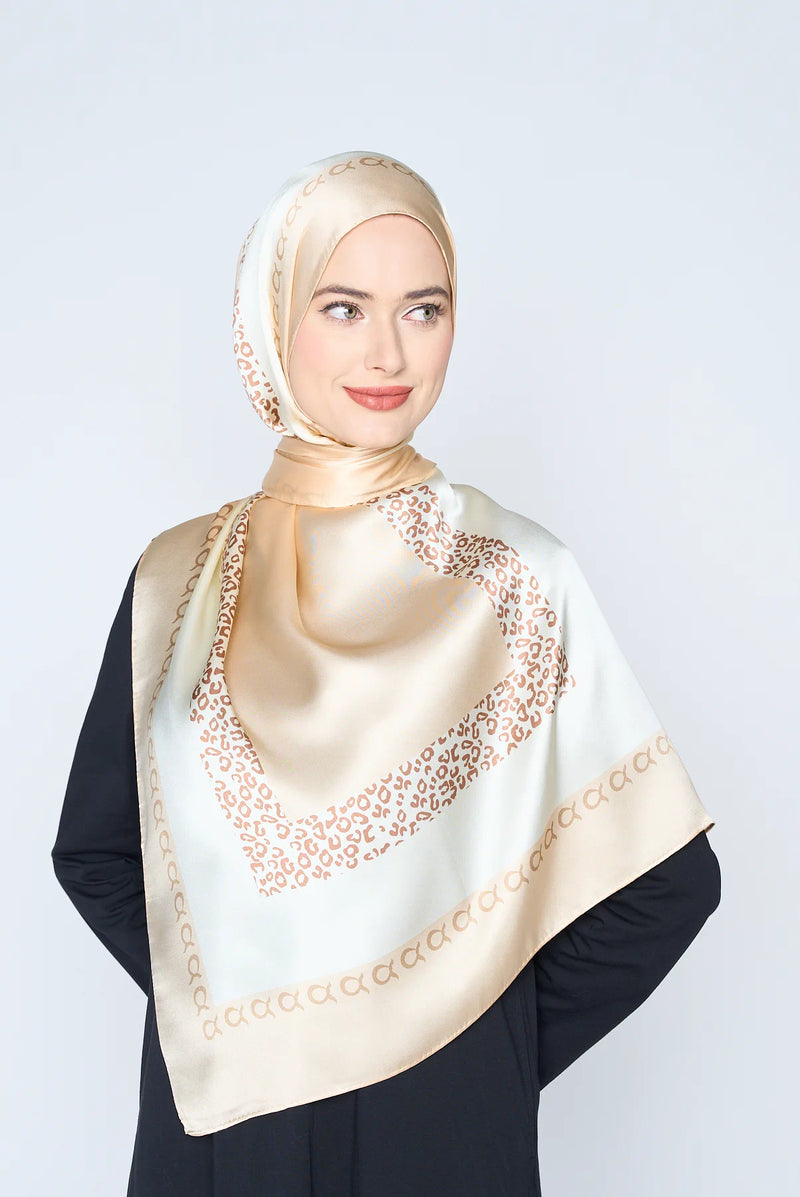 text -- leopard champagne beige