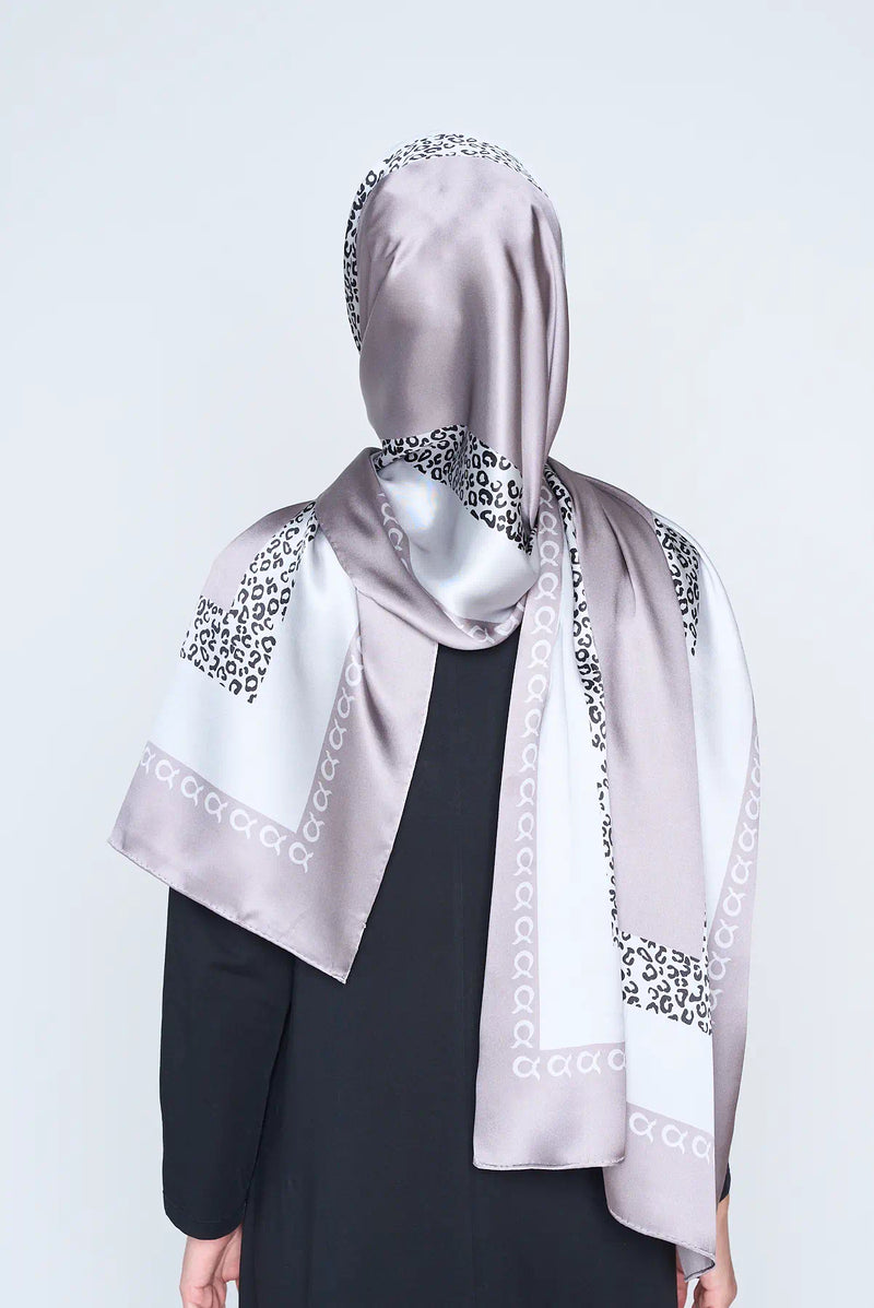 text -- leopard grey