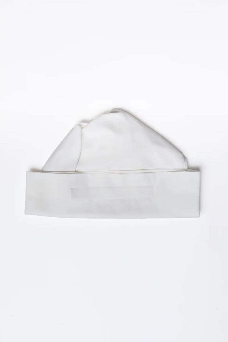 text -- off white