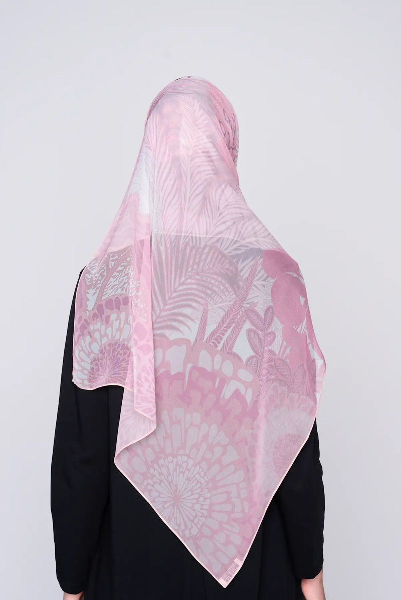 text -- tropical delicate pink