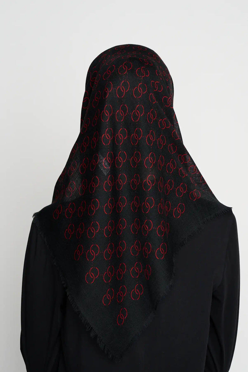 text -- gentle loop black red