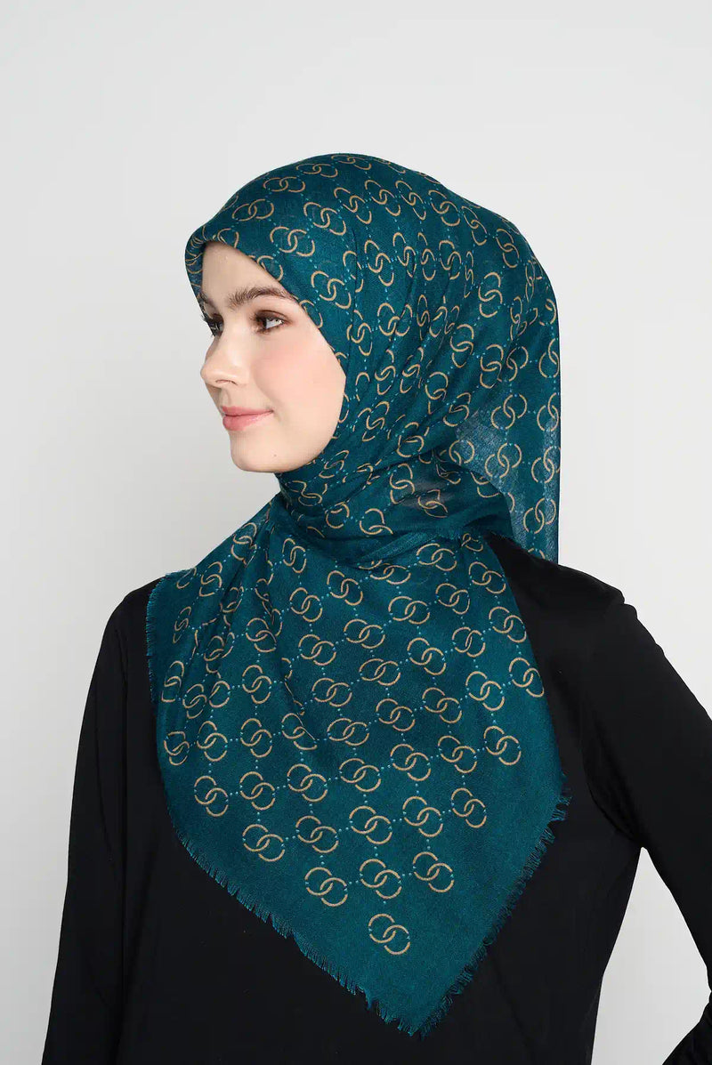 text -- gentle loop hunter green