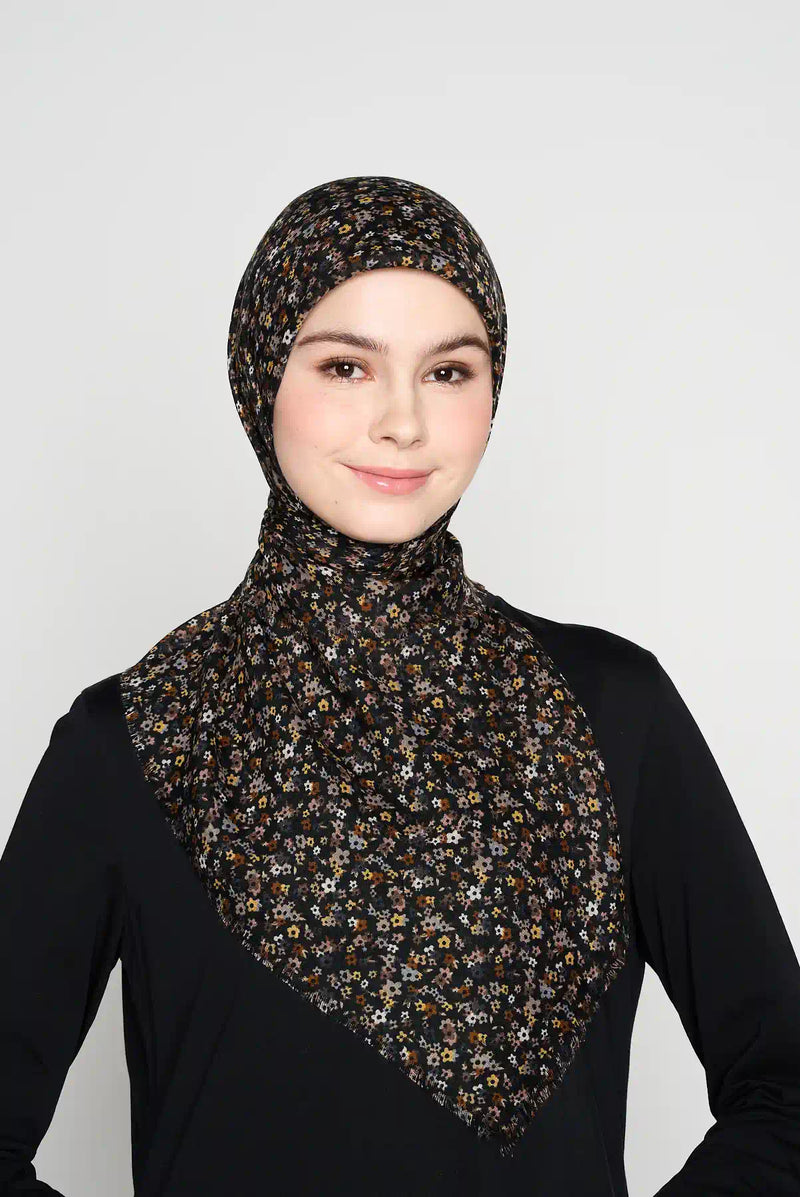 text -- tiny blooms black