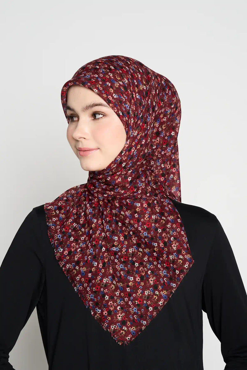 text -- tiny blooms red