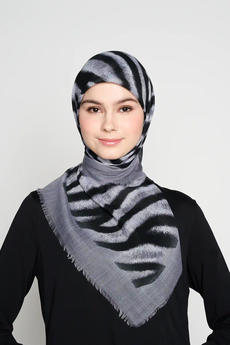 text -- easy stripe smoky grey