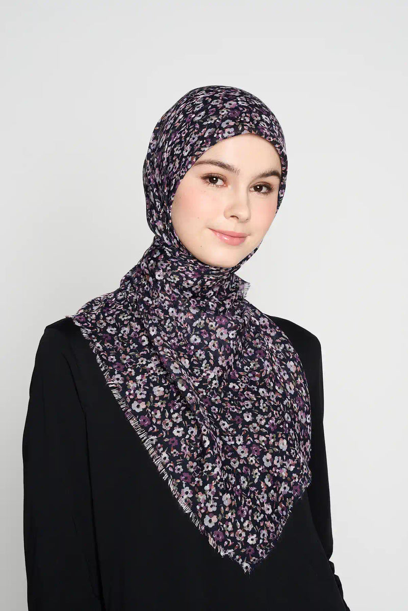 text -- dusty garden plum