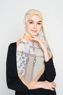 text -- chain peach sand