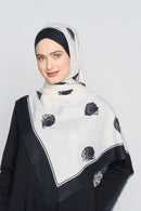 text -- classic rose black white