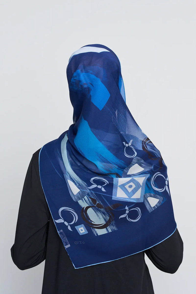 text -- charms navy mist