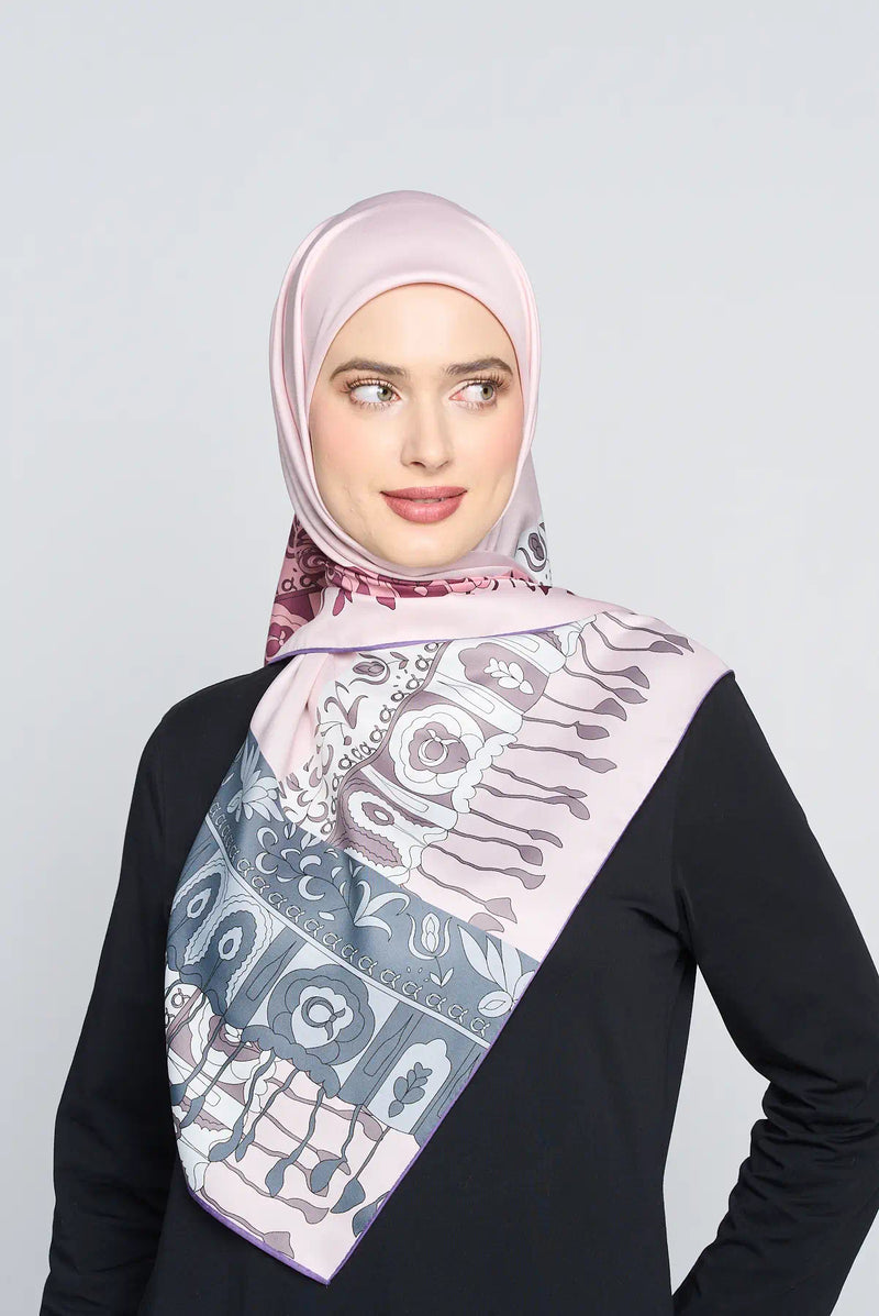 text -- tassels soft pink