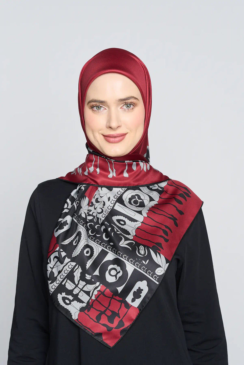 text -- tassels deep red