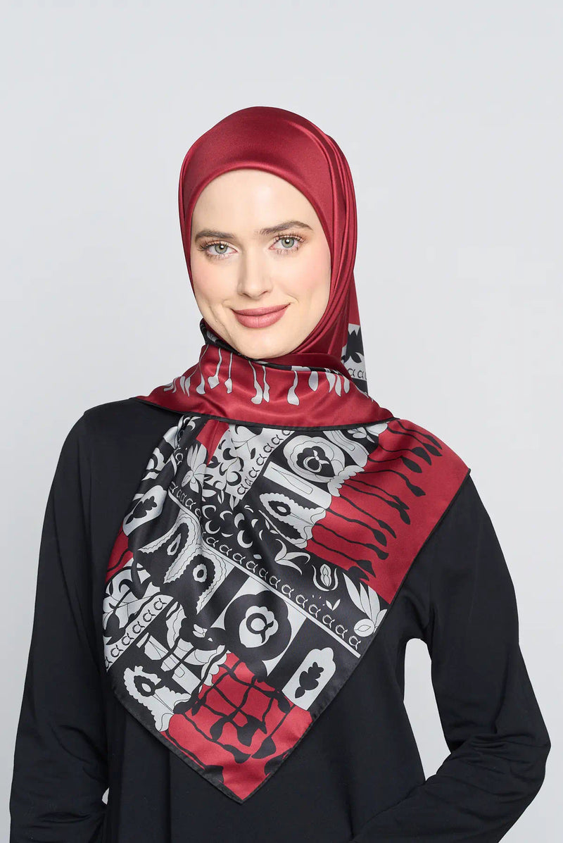 text -- tassels deep red