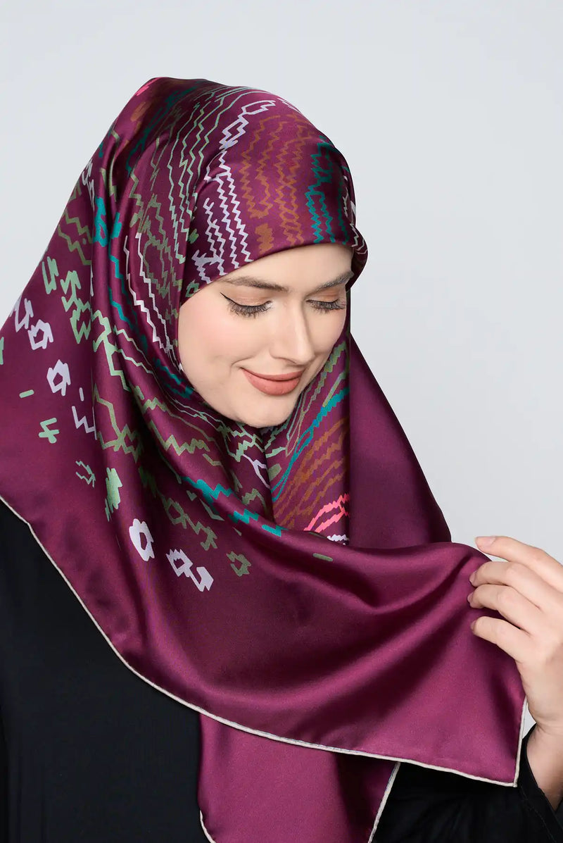 text -- reversible maroon and royal indigo