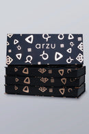 text -- gift box black