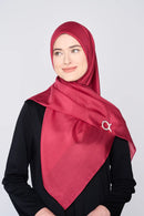 the good wrinkles square SILKOT Large hand-rolled hem