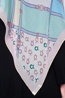 text -- chain pastel loop