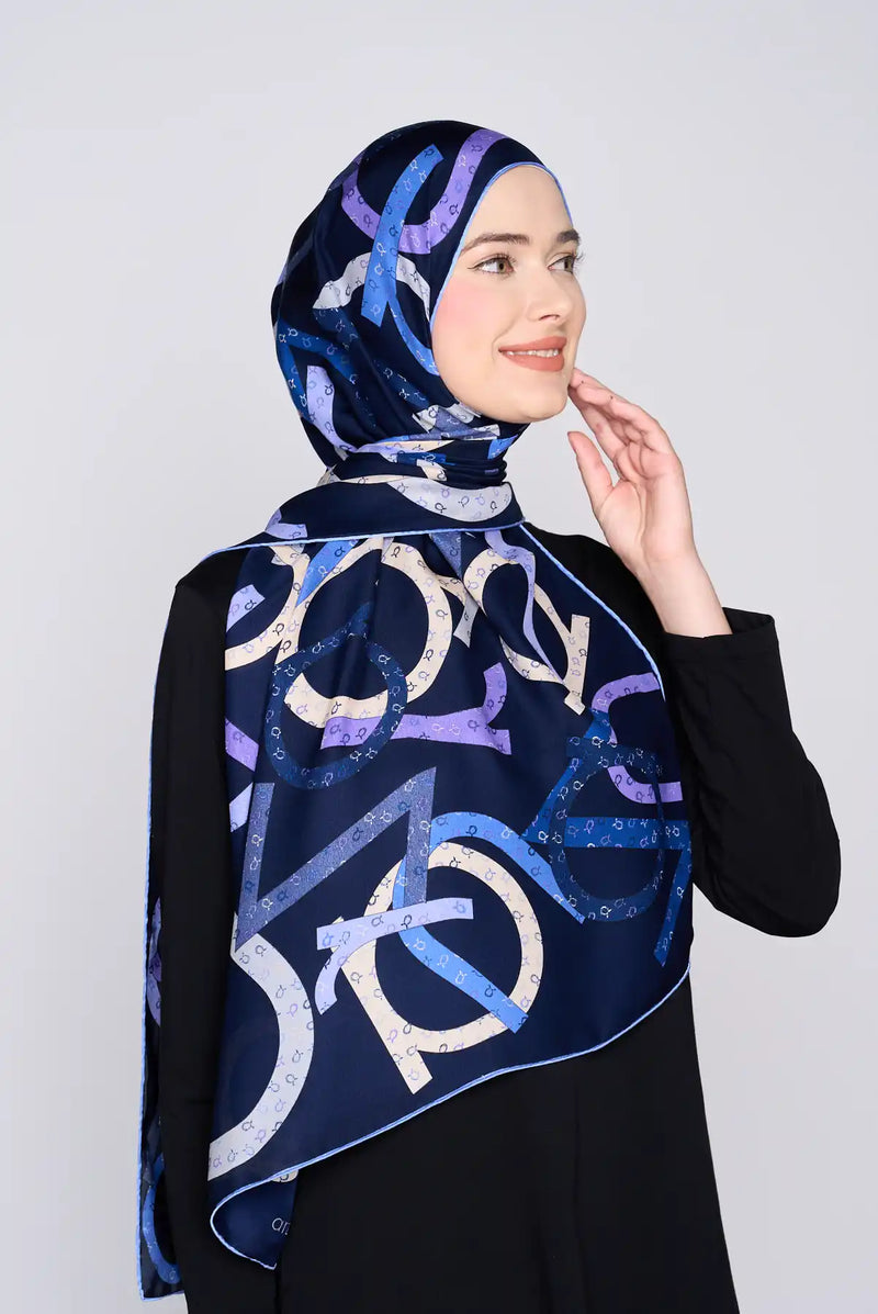 the signature scarf CREPE SATIN SILK
