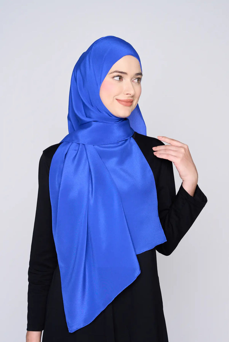 text -- lustre admiral blue