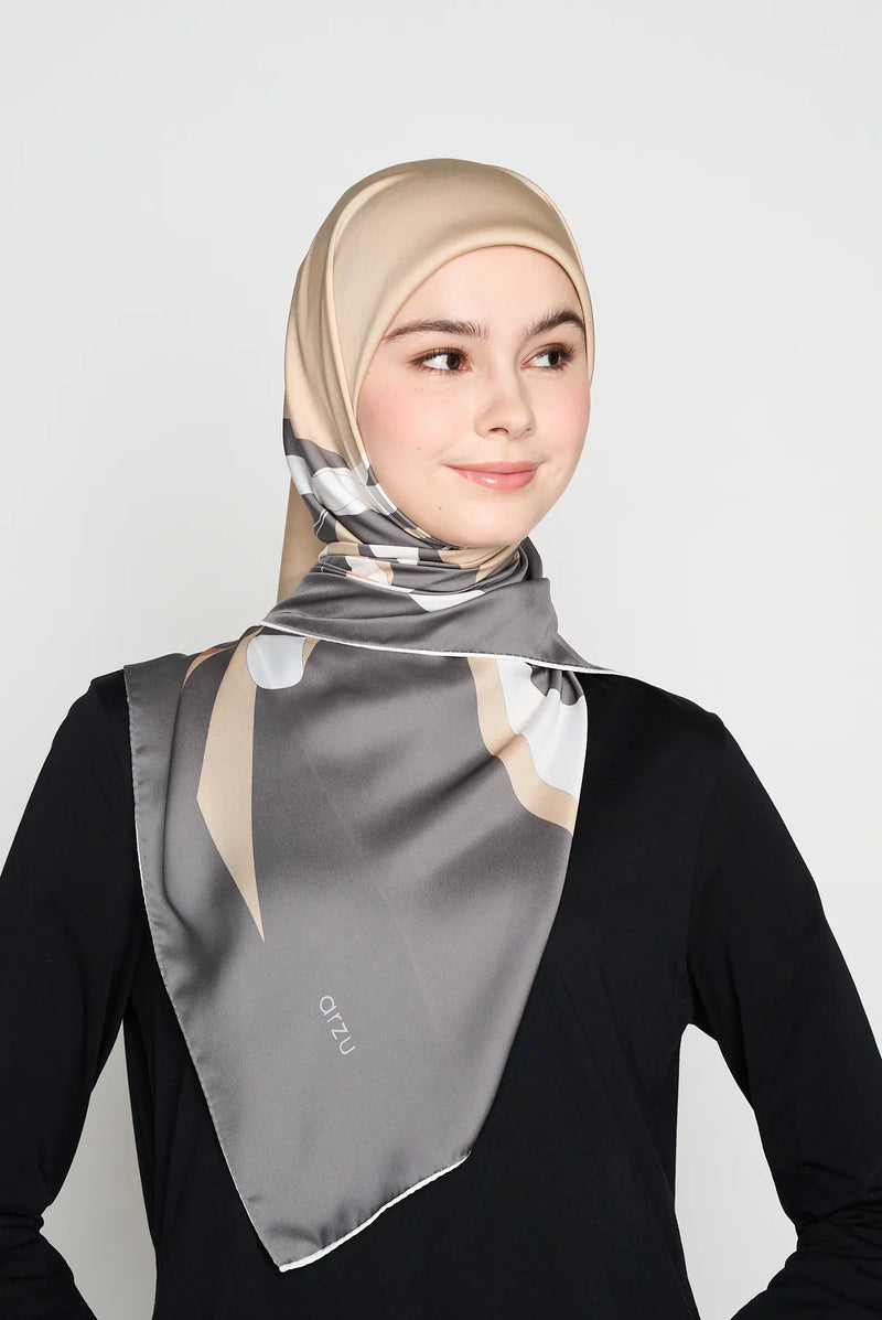 text -- ribbon sand taupe