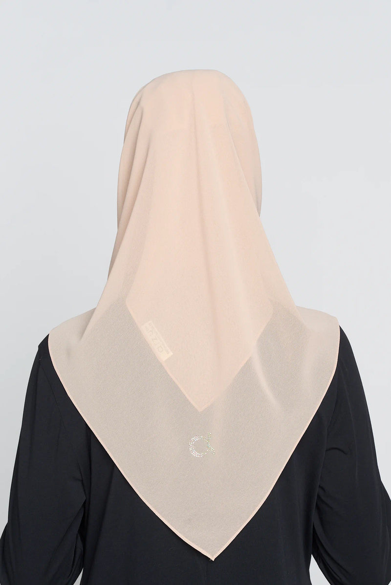 text -- georgette fawn