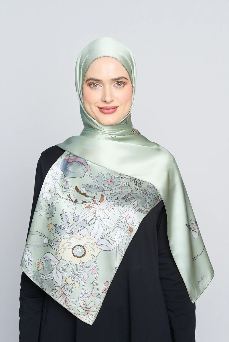 text -- reversible soft green and pearl mist