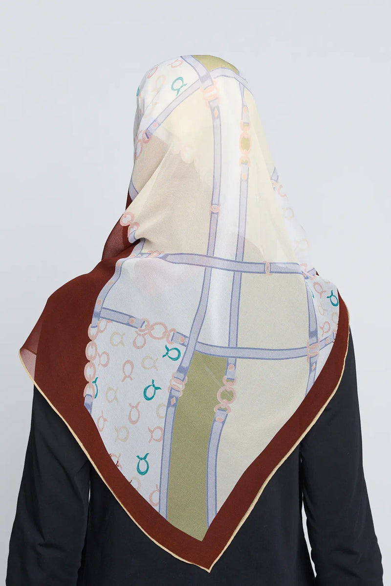 text -- chain soft olive