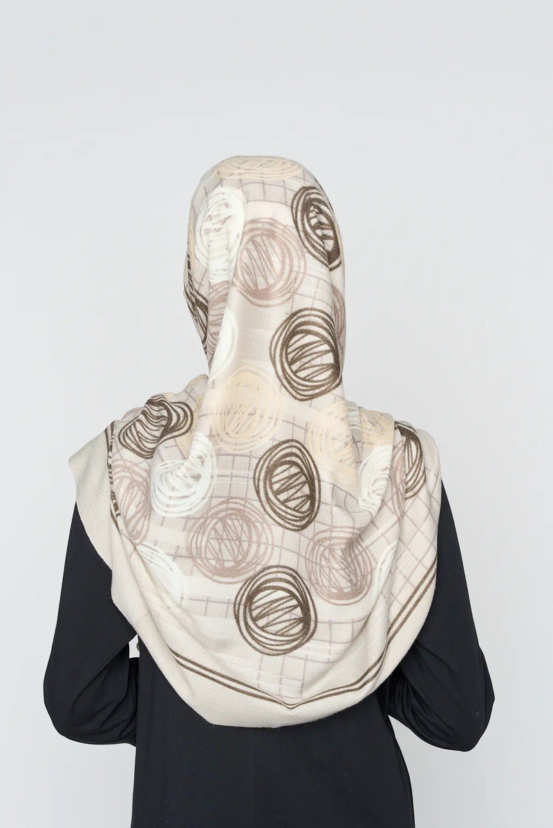 text -- soft circles taupe