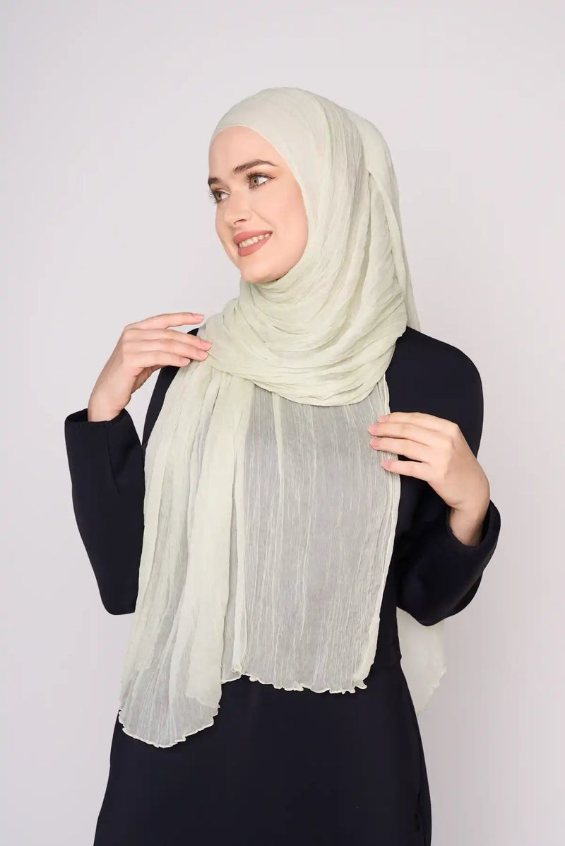 text -- chiffon silk van cleef green