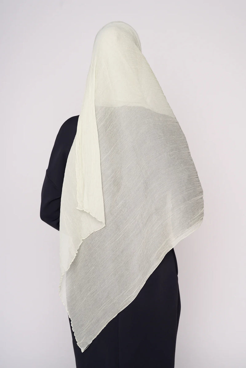 text -- chiffon silk van cleef green